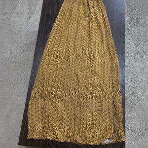 Large Easel Palazzo Pants NWT